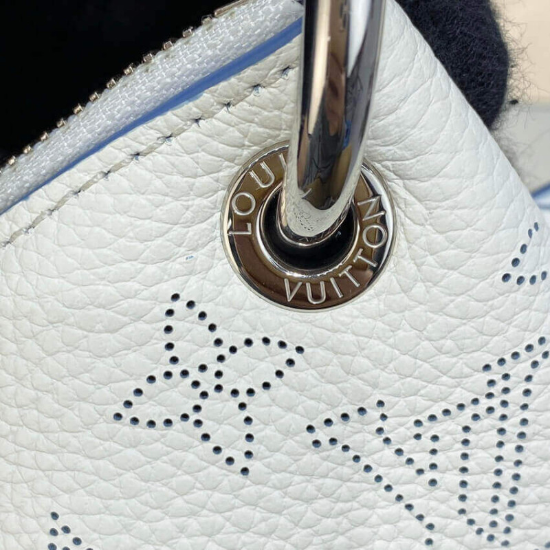 Louis Vuitton Beaubourg Hobo MM M58482 White-10