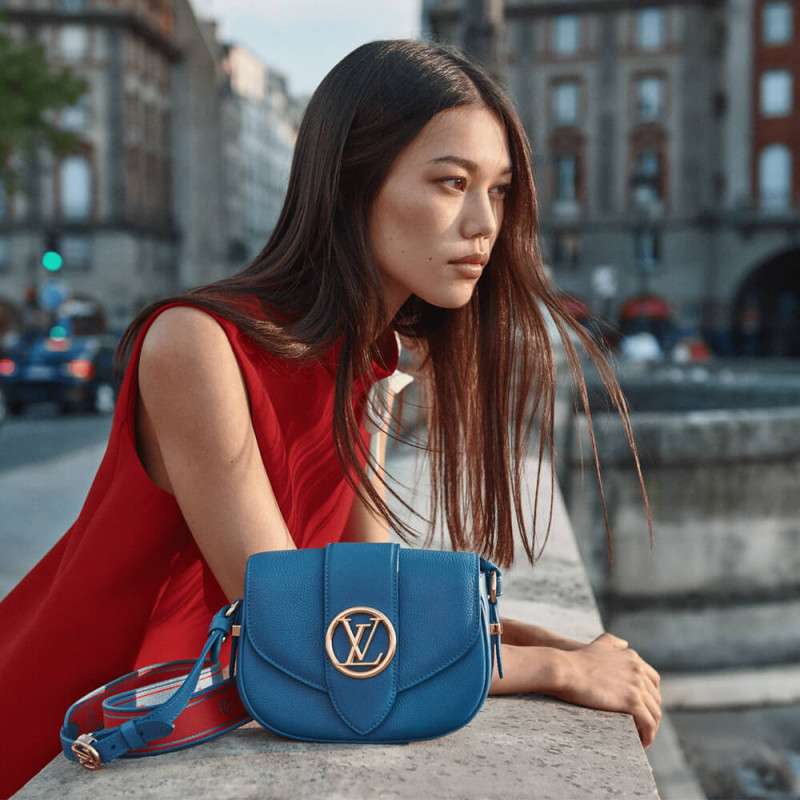Louis Vuitton LV Pont 9 Soft PM M58964 Azul-1