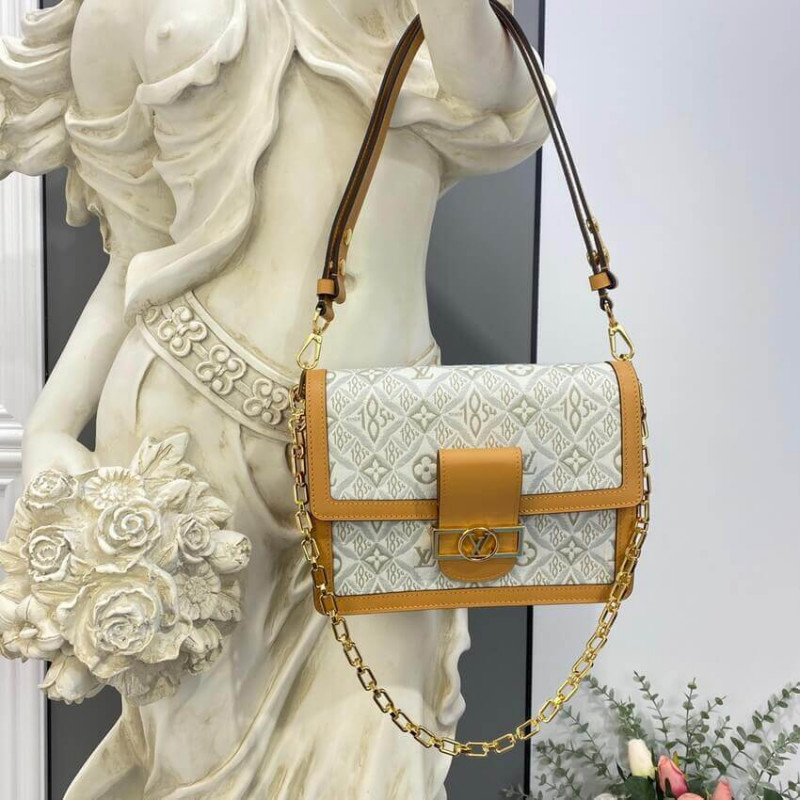 Louis Vuitton desde 1854 Dauphine MM M59483-3