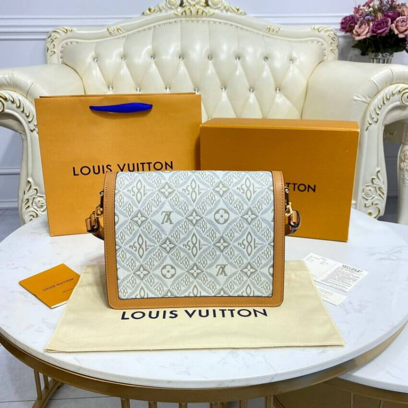 Louis Vuitton desde 1854 Dauphine MM M59483-6