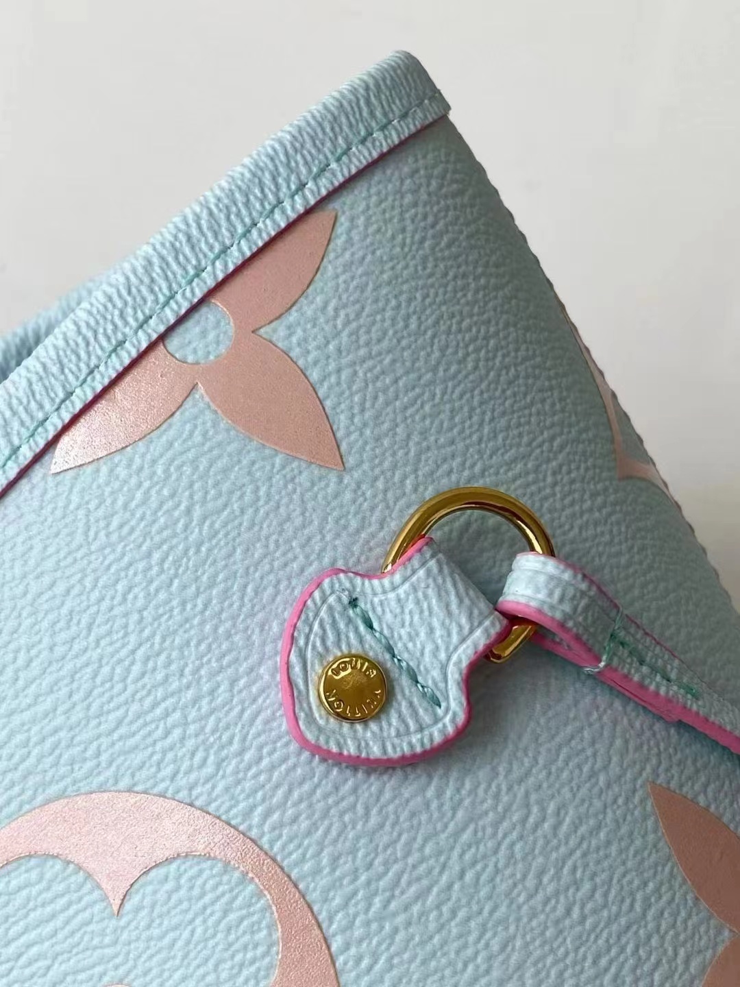 Louis Vuitton No Full Sunrise Pastel M46077 AAAA+-4