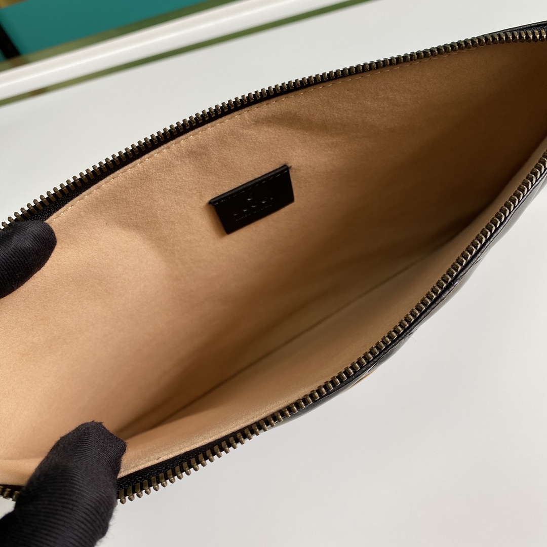 Pouch de cuero Gucci Marmont-6
