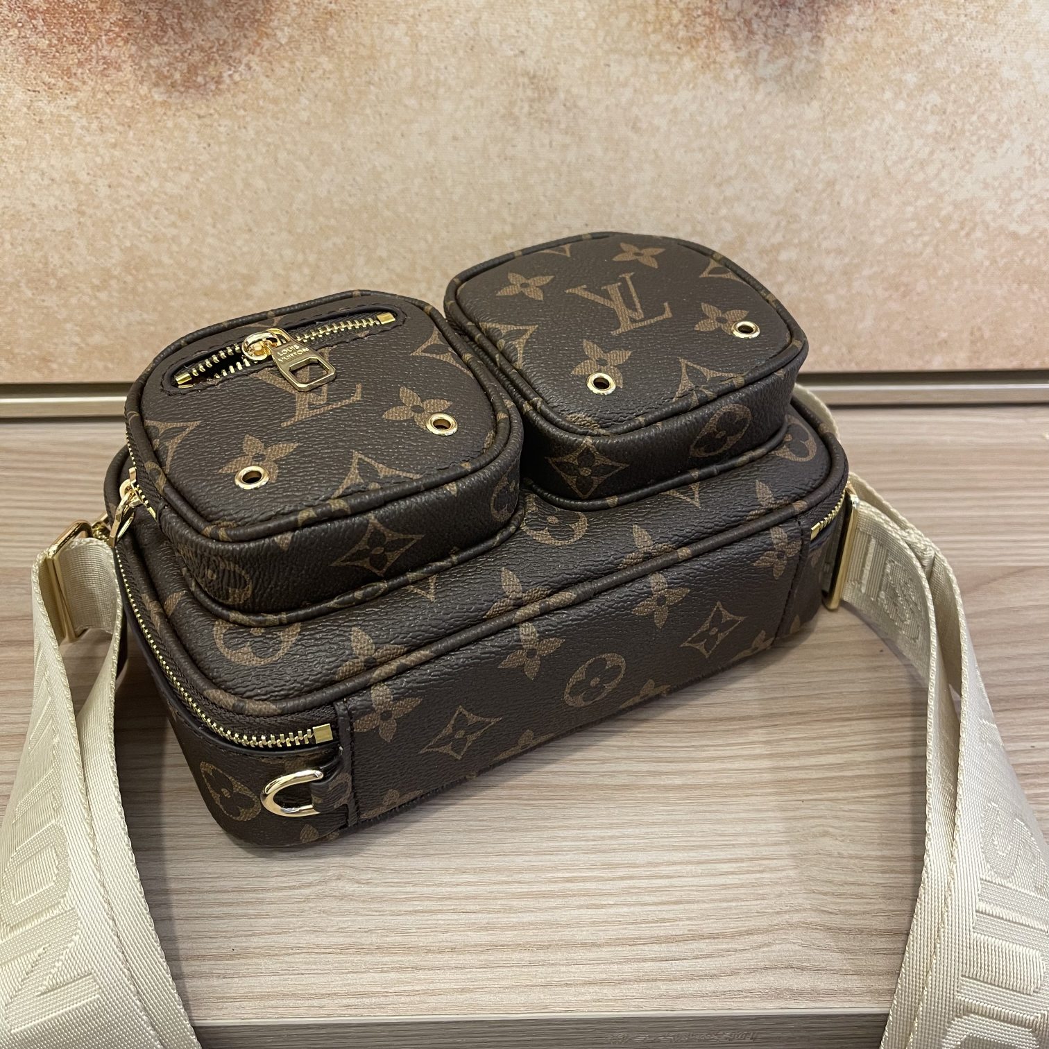 Louis Vuitton, la bolsa deportiva de Crossbody-3