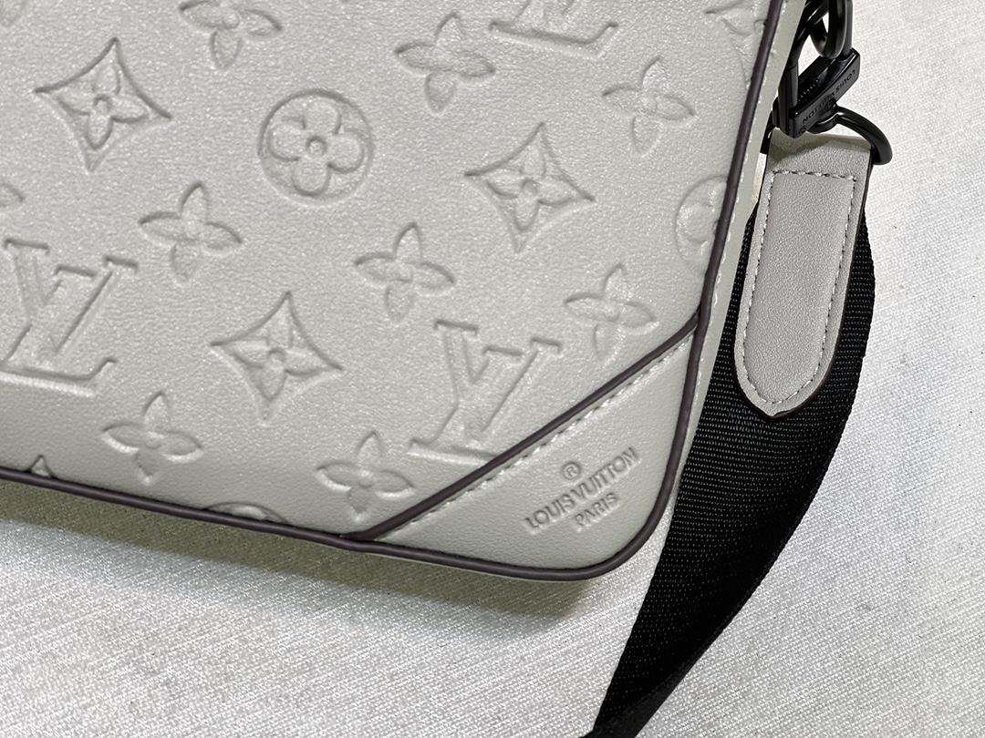 Louis Vuitton Duo Messenger-2