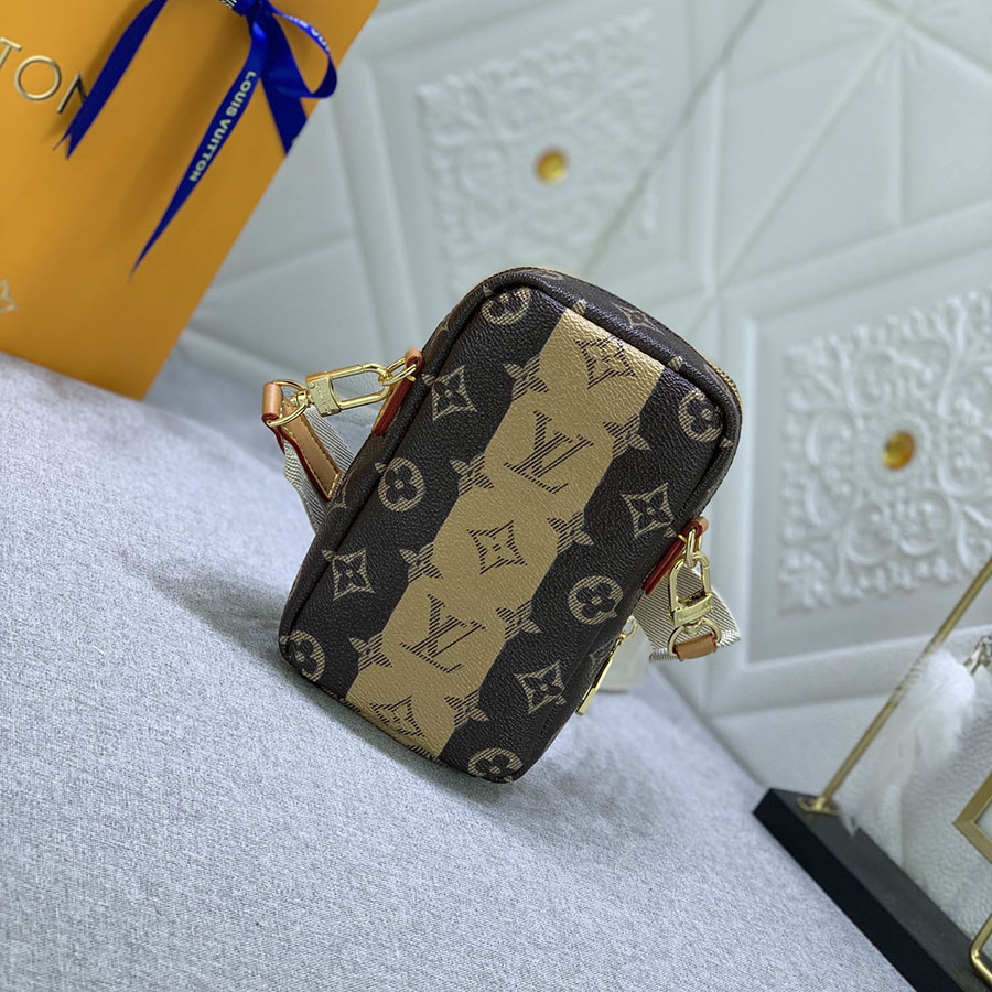 Louis Vuitton AAA-Double Phone Pouch Nm-12