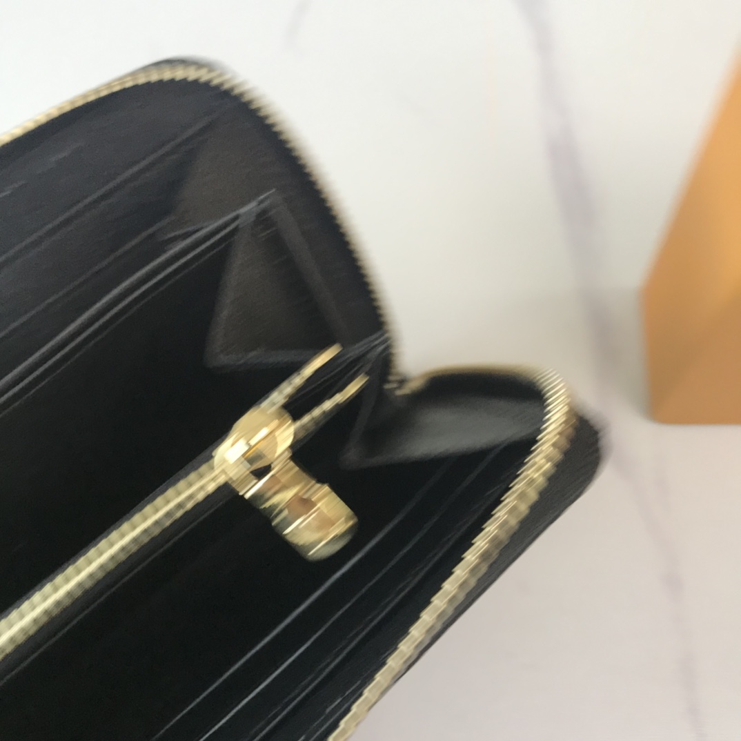 Juego de Louis Vuitton en Zippy Wallet M80323 Negro/Blanco-7