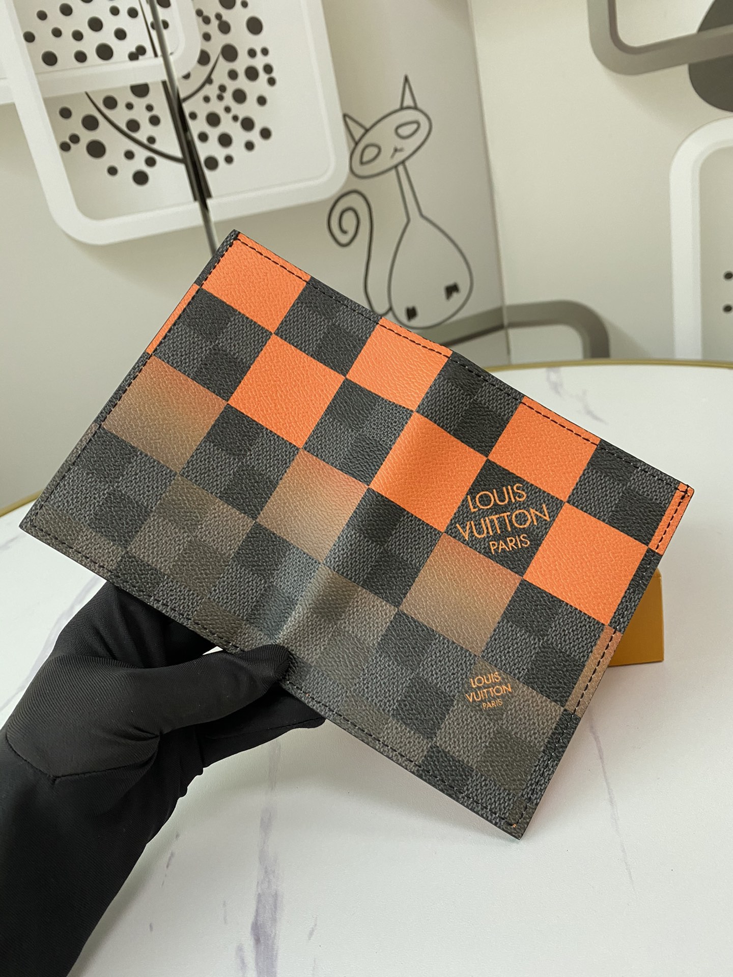 Cubierta de pasaporte de Louis Vuitton N60410 White/Blue/Orange-15