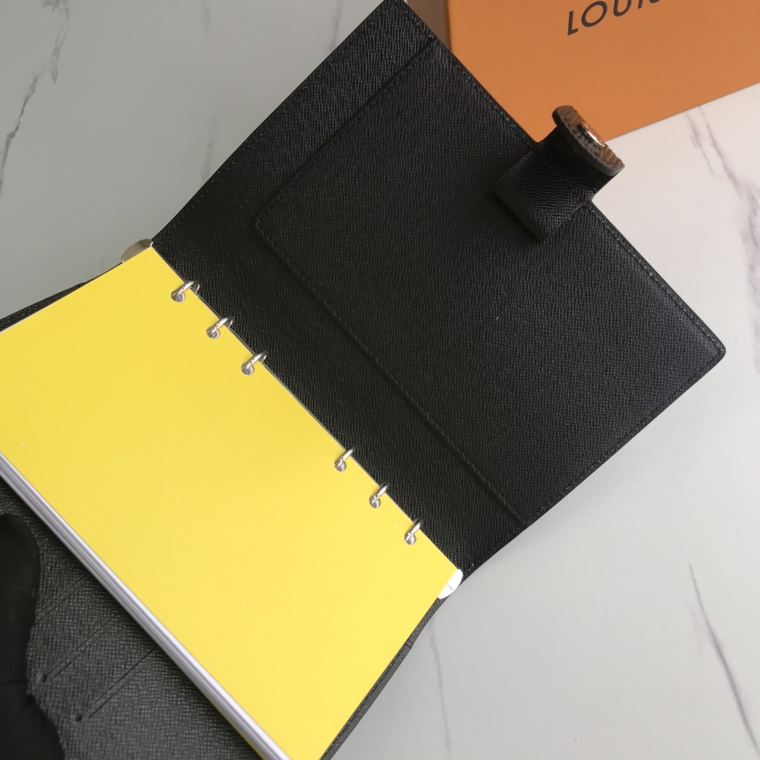 LOUIS VUITTON AGENDA DE ANILLO MEDIO R20222-8