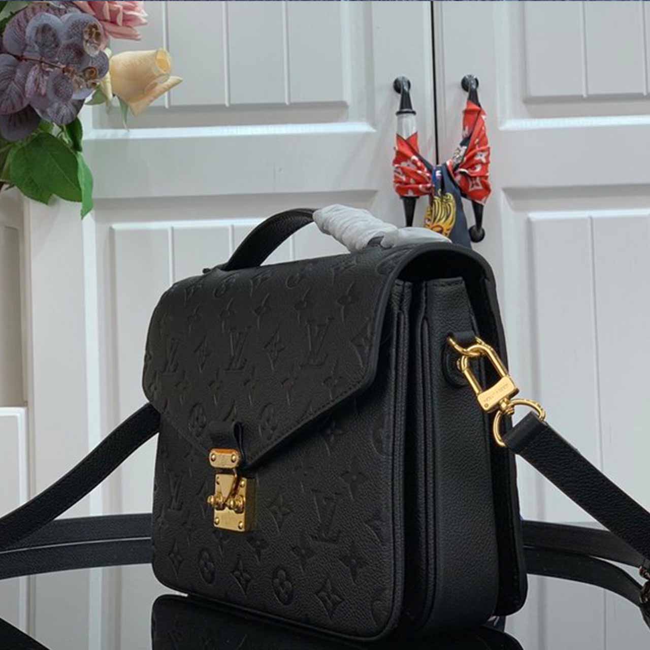 Louis Vuitton Pochette Metis M41487 M44155 Negro/Rojo-1