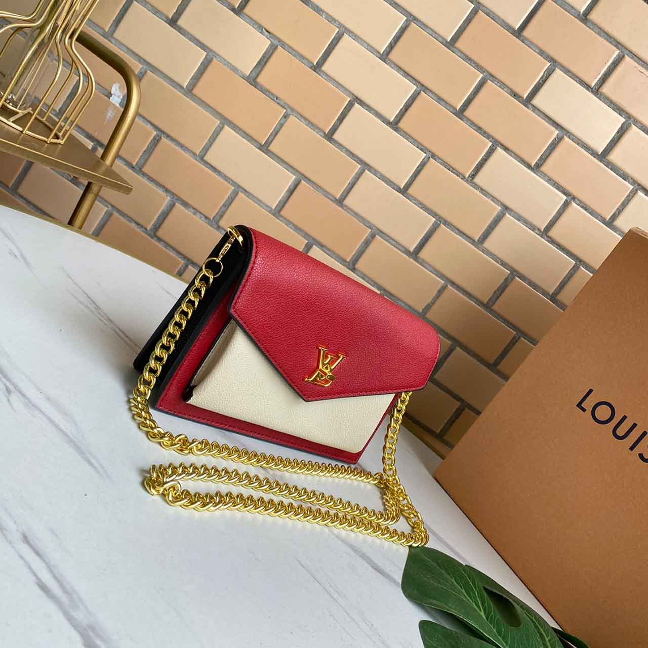 LOUIS VUITTON MYLOCKME Cadena Bolsa M56641 Rojo/Pink&White-9